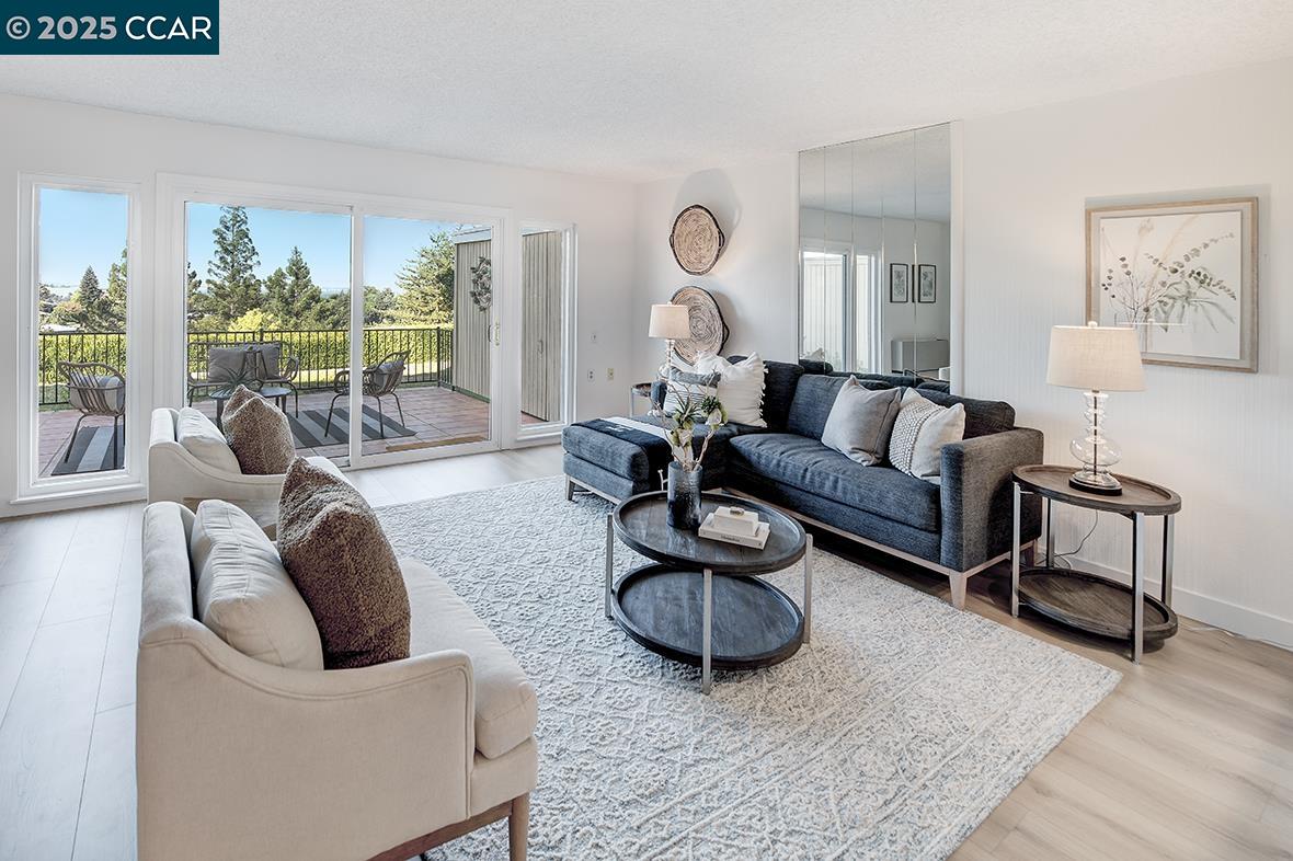 Photo #3: 41109579 Listing 