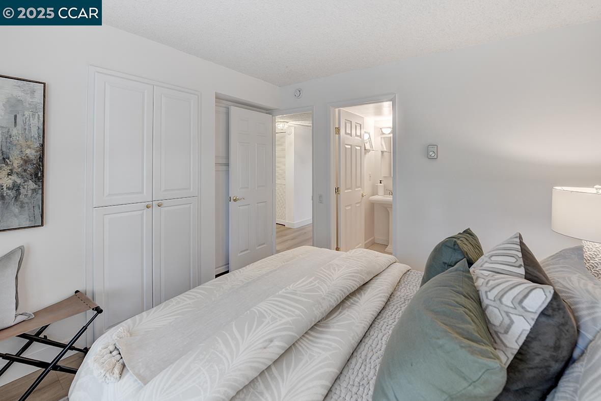 Photo #23: 41109579 Listing: Photo #23