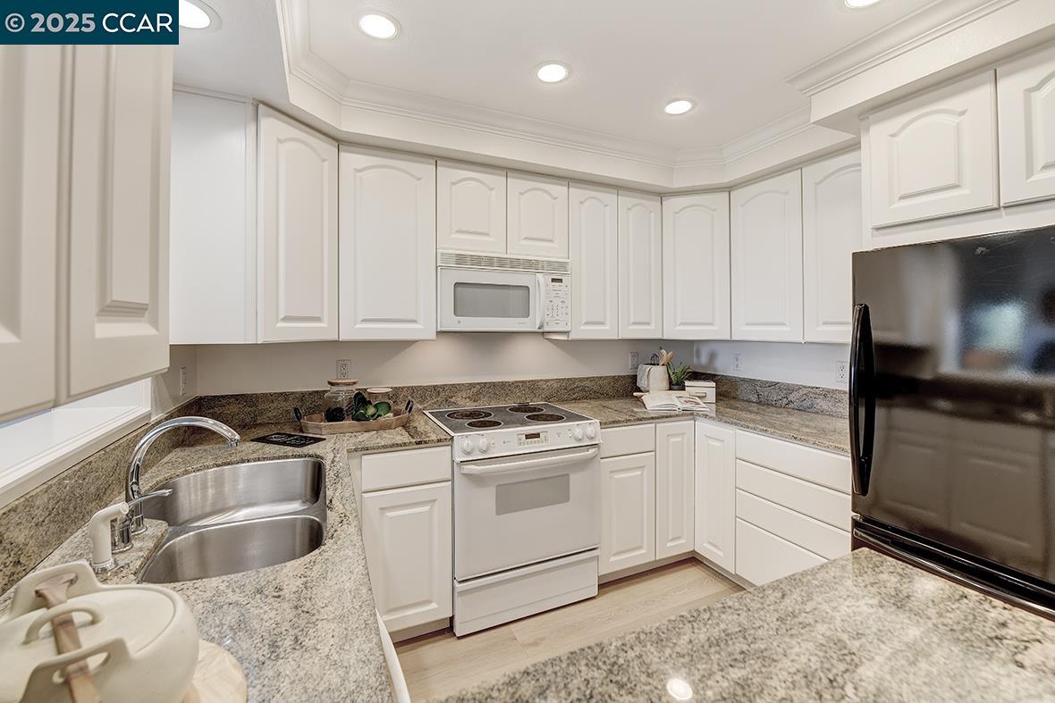 Photo #6: 41109579 Listing 