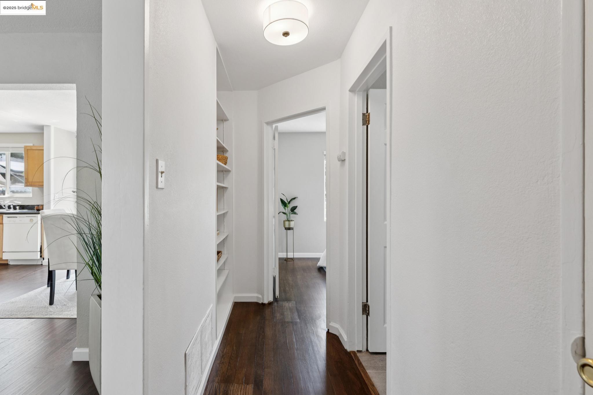 Detail Gallery Image 15 of 29 For 2772 Bowhill Ln, San Pablo,  CA 94806 - 2 Beds | 1 Baths