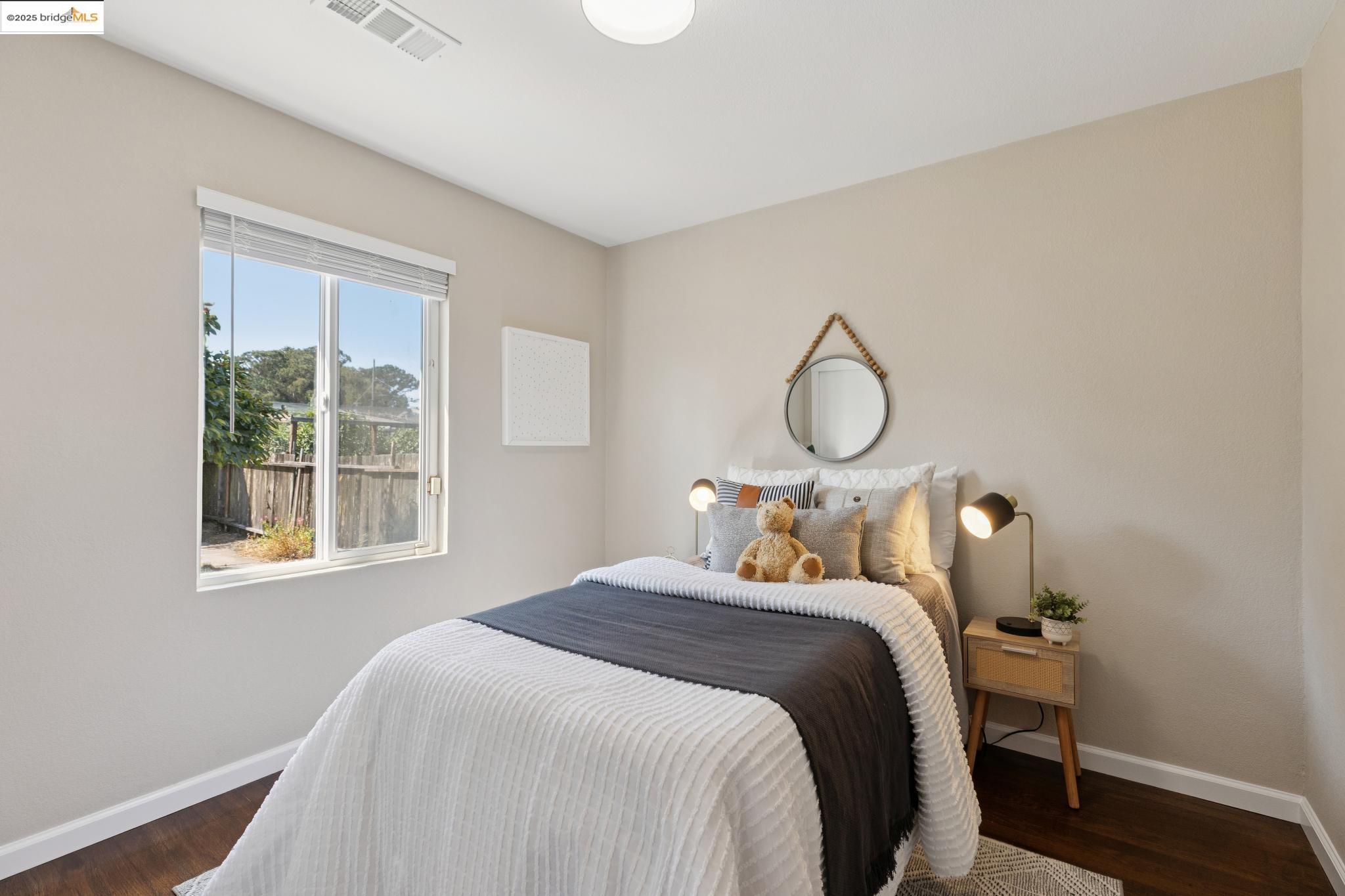 Detail Gallery Image 17 of 29 For 2772 Bowhill Ln, San Pablo,  CA 94806 - 2 Beds | 1 Baths