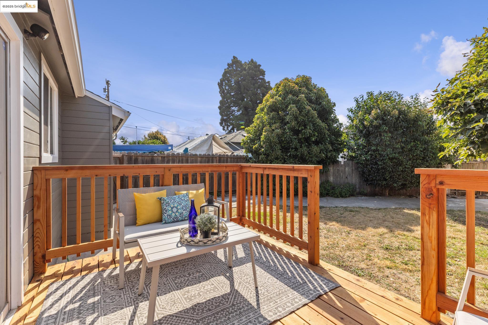 Detail Gallery Image 24 of 29 For 2772 Bowhill Ln, San Pablo,  CA 94806 - 2 Beds | 1 Baths
