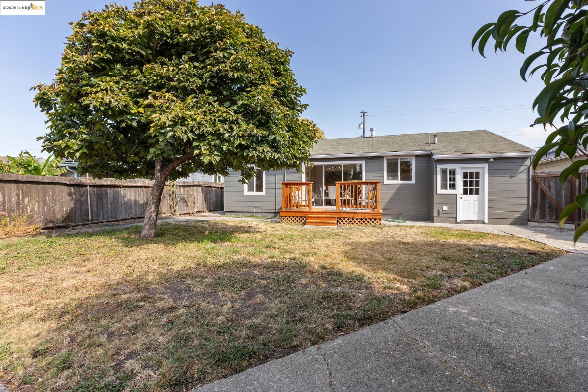 Detail Gallery Image 28 of 29 For 2772 Bowhill Ln, San Pablo,  CA 94806 - 2 Beds | 1 Baths