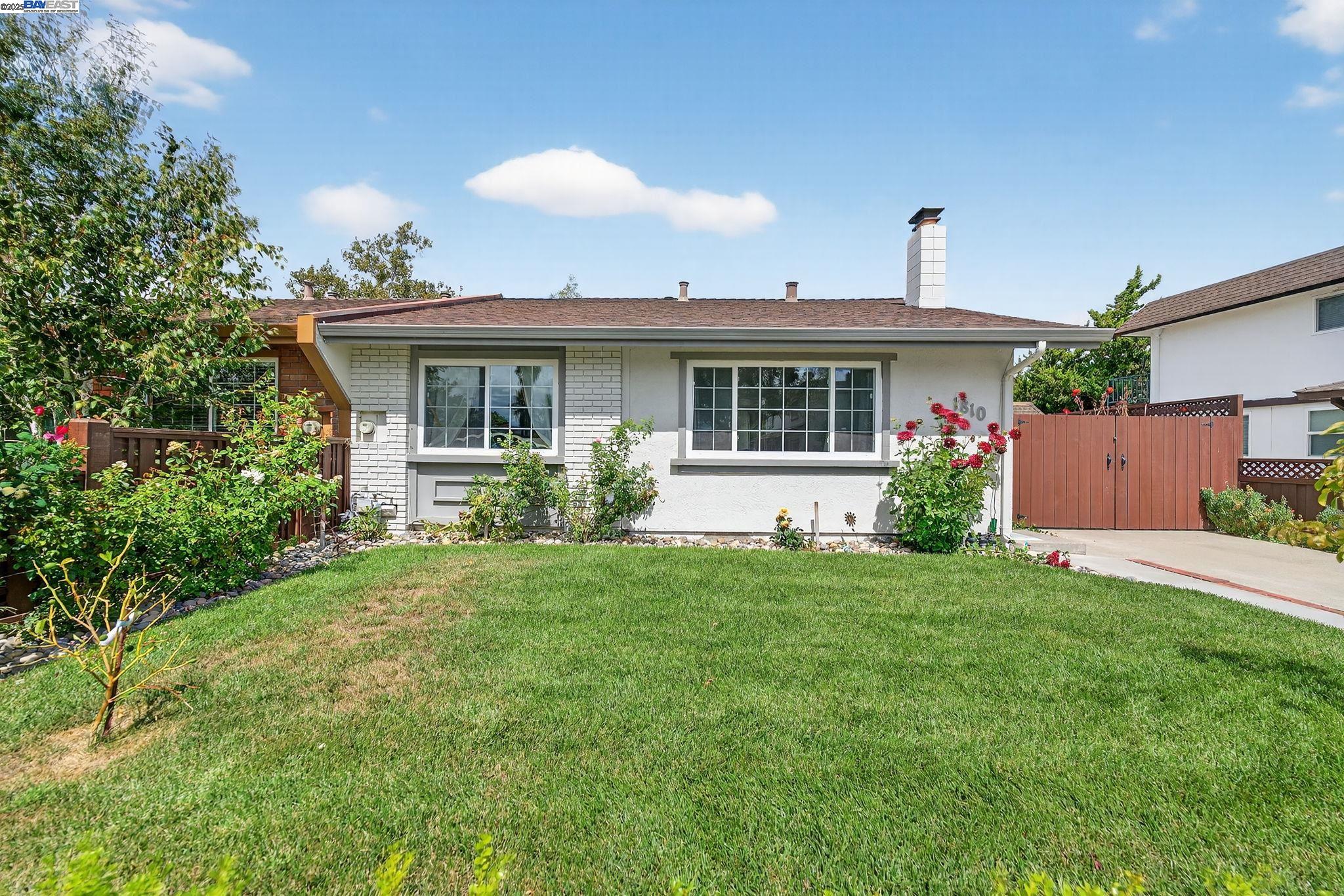 Detail Gallery Image 4 of 60 For 1810 Peary Way, Livermore,  CA 94550 - 2 Beds | 1 Baths