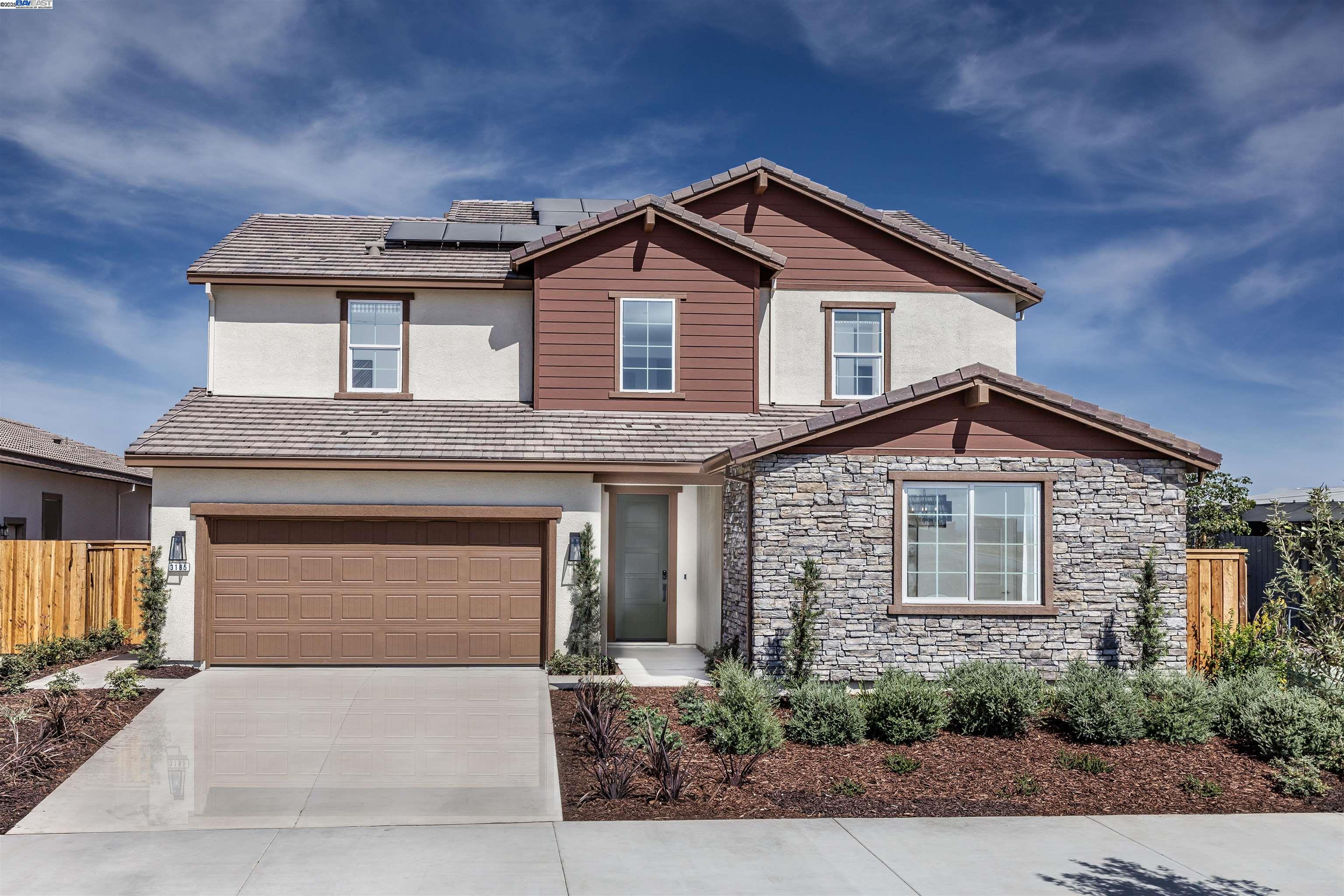 Detail Gallery Image 2 of 14 For 801 Rosette Court, Roseville,  CA 95747 - 5 Beds | 4/1 Baths