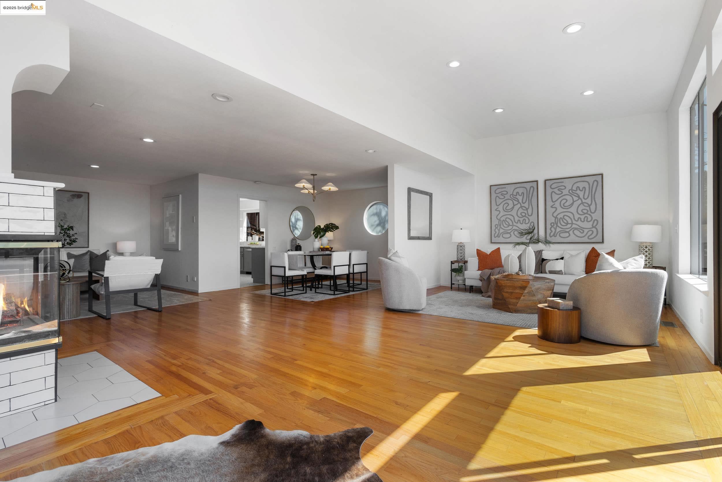 Detail Gallery Image 6 of 21 For 1840 Magellan Dr, Oakland,  CA 94611 - 4 Beds | 2/1 Baths
