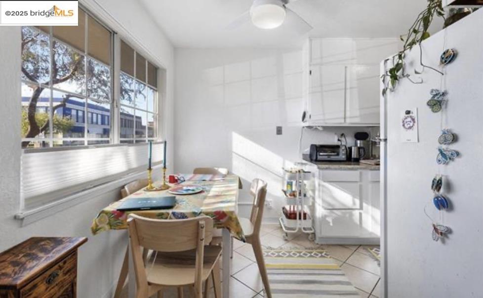Detail Gallery Image 11 of 26 For 1298 63rd St, Emeryville,  CA 94608 - – Beds | – Baths
