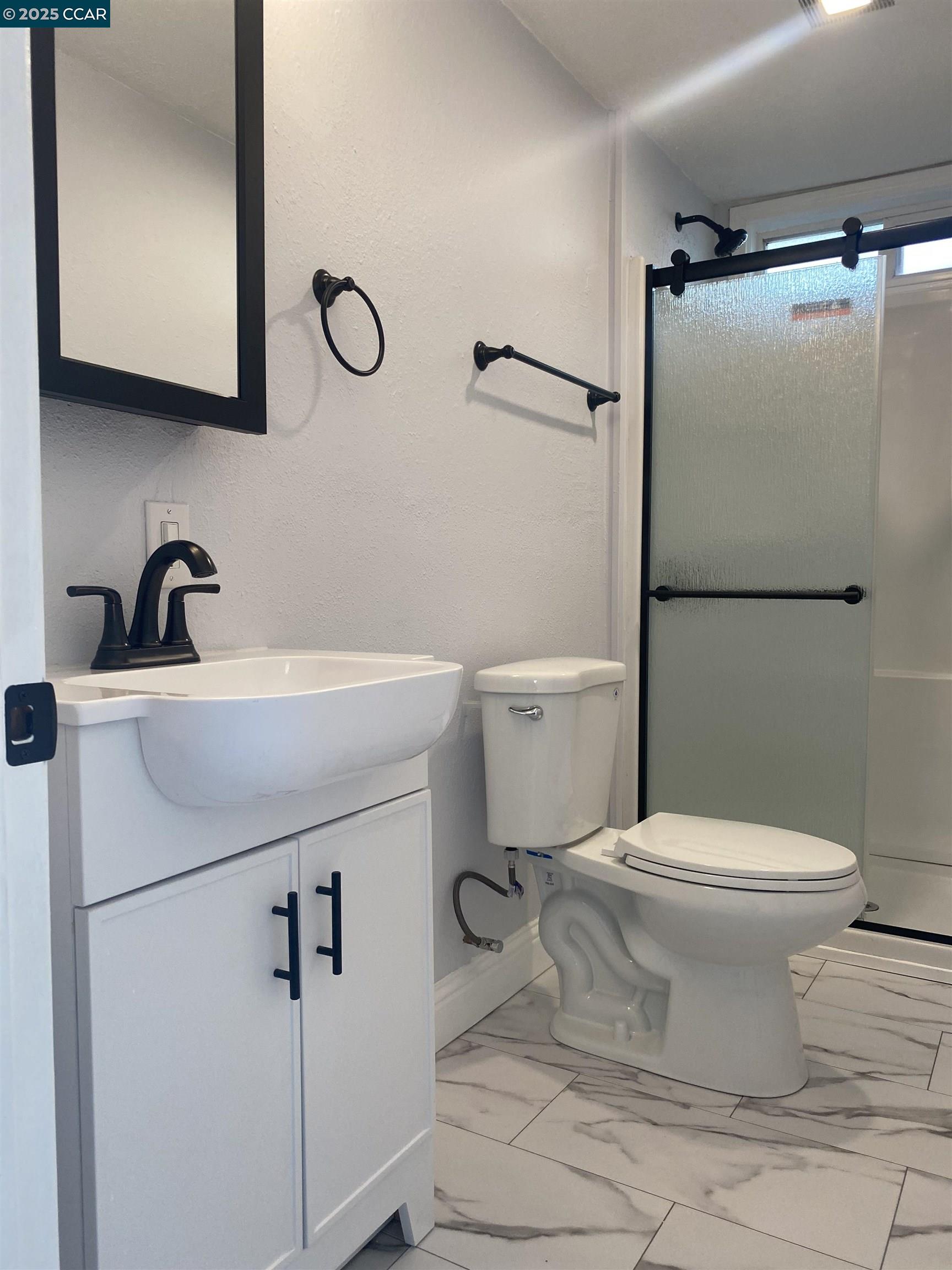 Detail Gallery Image 13 of 16 For 428 4th St, Richmond,  CA 94801 - 2 Beds | 1 Baths