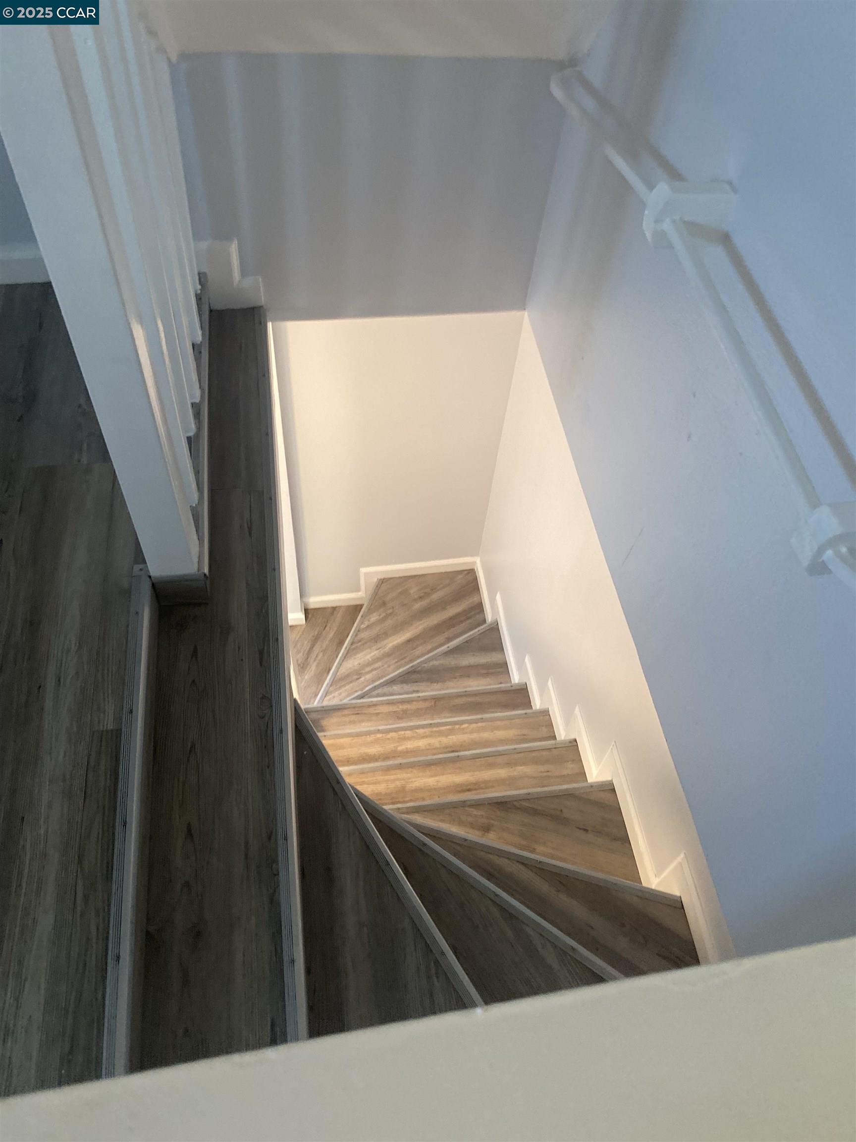 Detail Gallery Image 9 of 16 For 428 4th St, Richmond,  CA 94801 - 2 Beds | 1 Baths