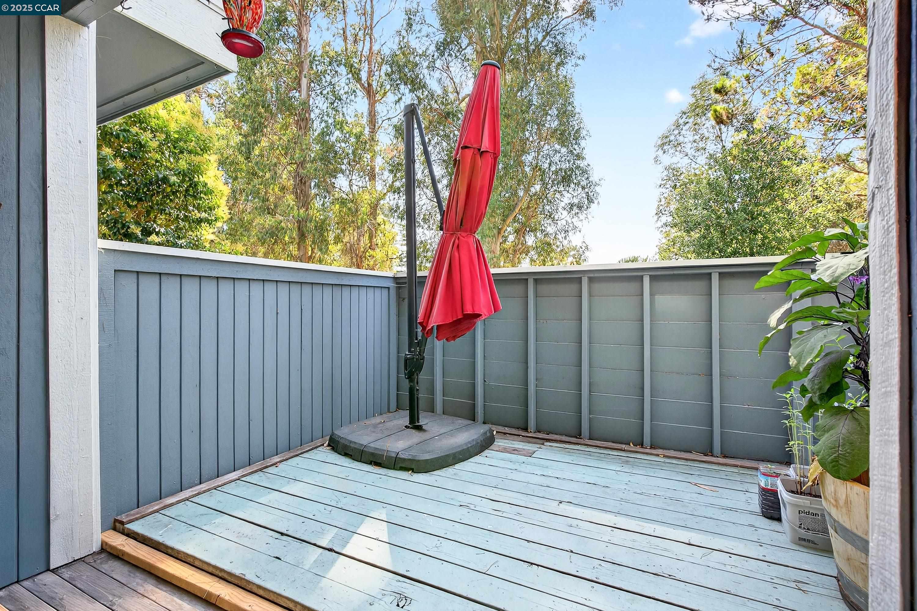 Detail Gallery Image 31 of 45 For 218 Apollo #4,  Hercules,  CA 94547 - 2 Beds | 1/1 Baths