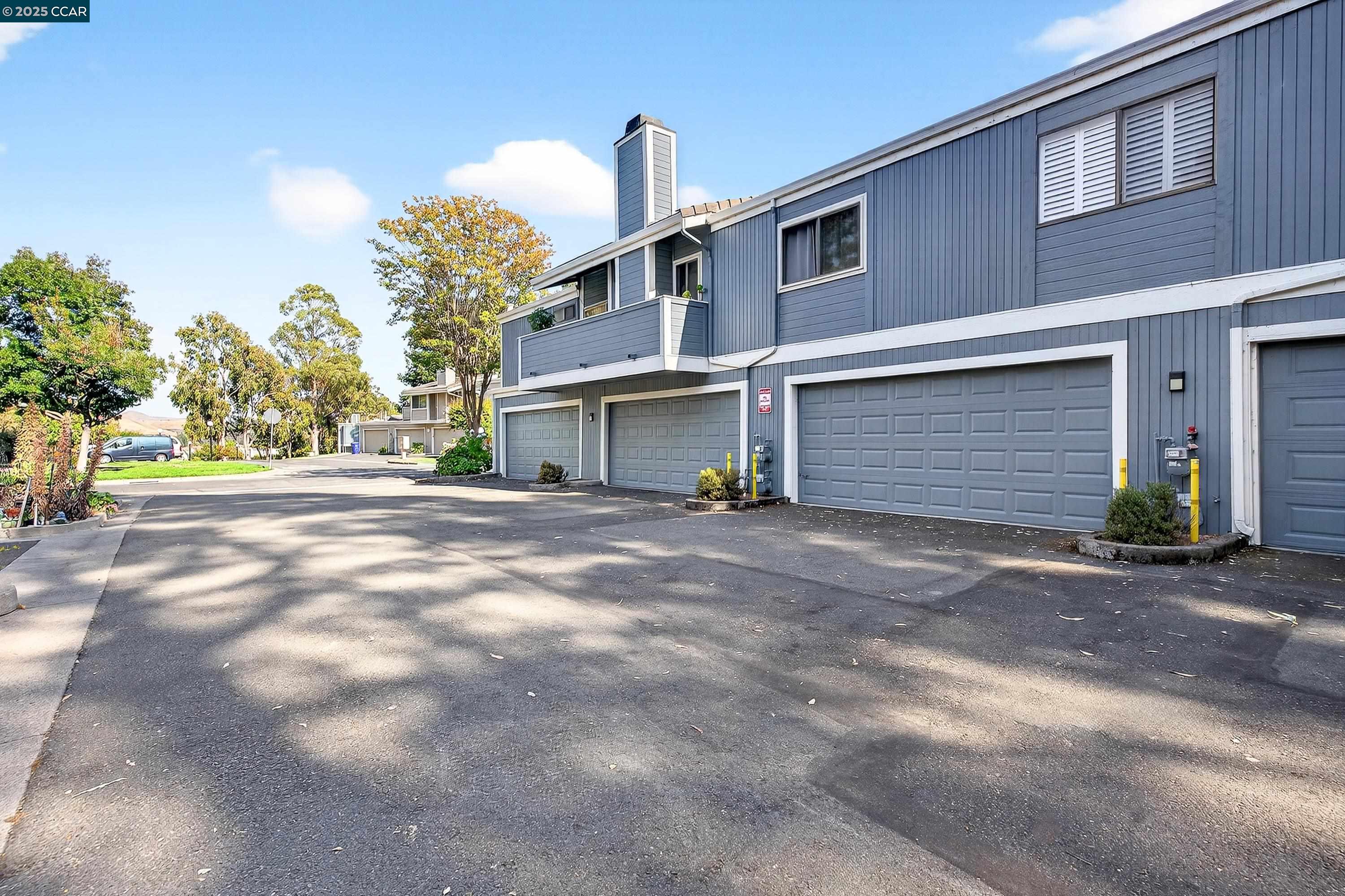 Detail Gallery Image 36 of 45 For 218 Apollo #4,  Hercules,  CA 94547 - 2 Beds | 1/1 Baths