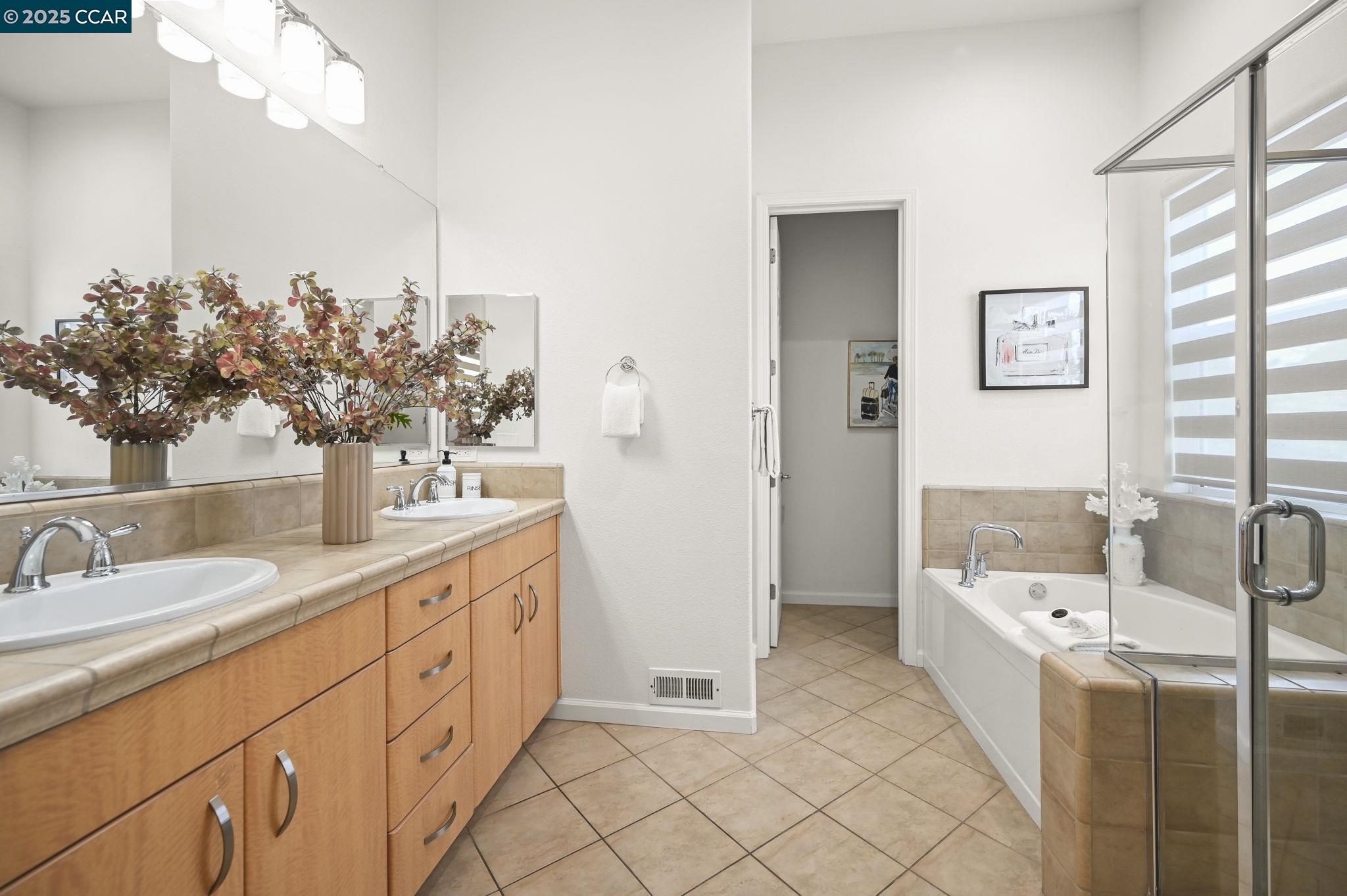 Detail Gallery Image 28 of 40 For 6566 Sierra Ln, Dublin,  CA 94568 - 3 Beds | 2/1 Baths