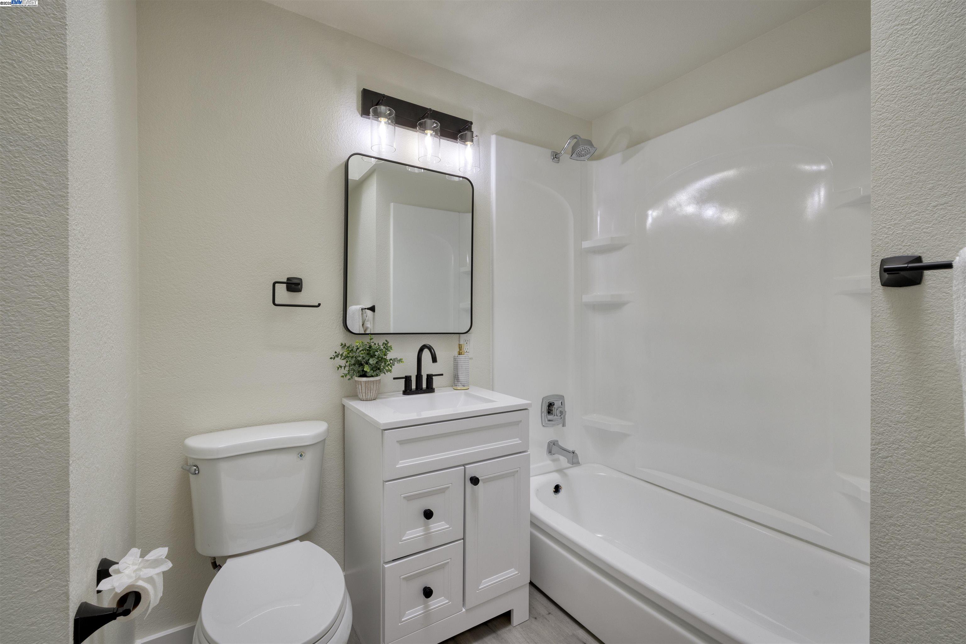 Detail Gallery Image 14 of 35 For 4152 Converse St, Fremont,  CA 94538 - 3 Beds | 2 Baths