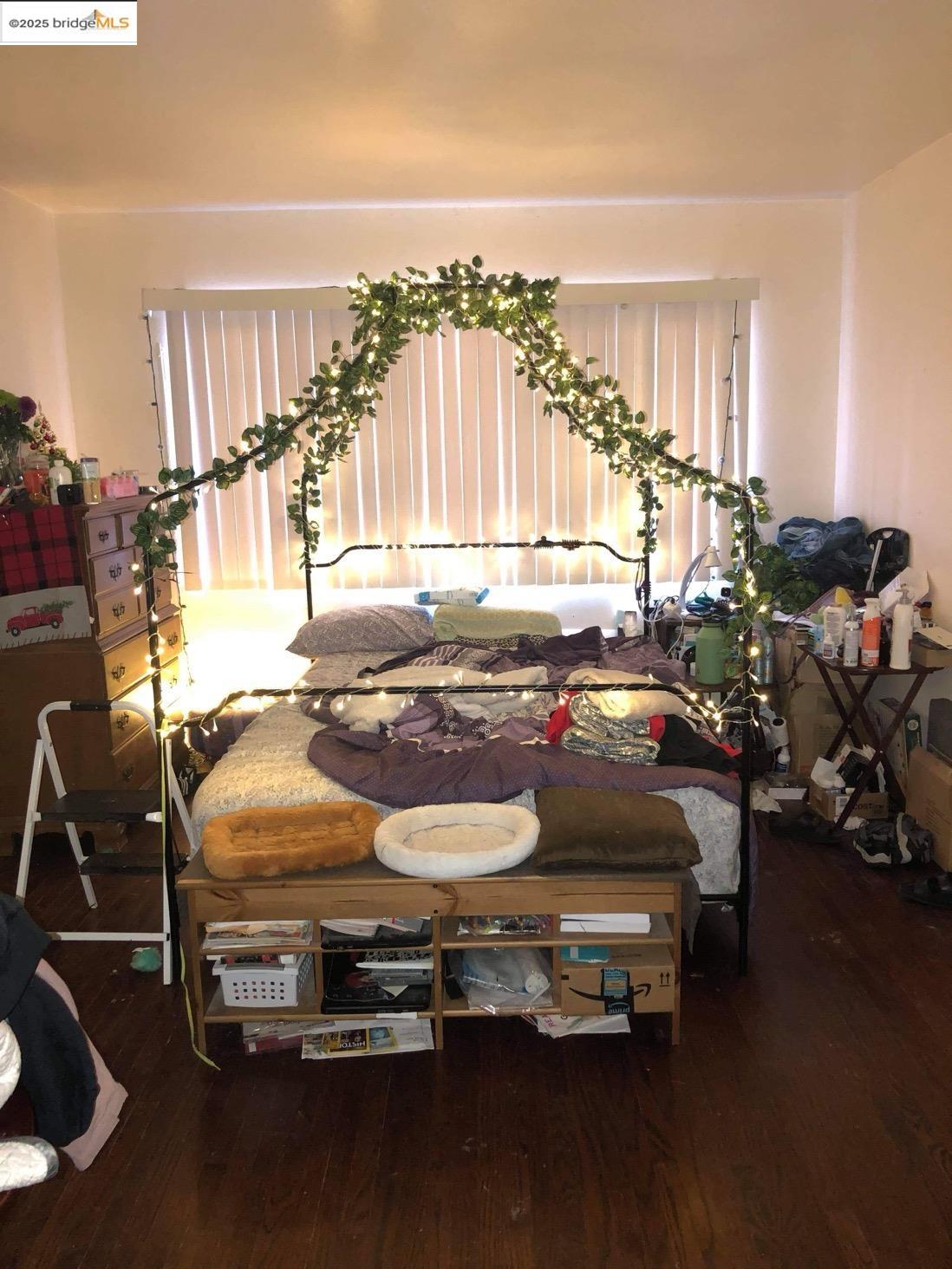Detail Gallery Image 4 of 6 For 3681 39th Ave, Oakland,  CA 94619 - – Beds | – Baths