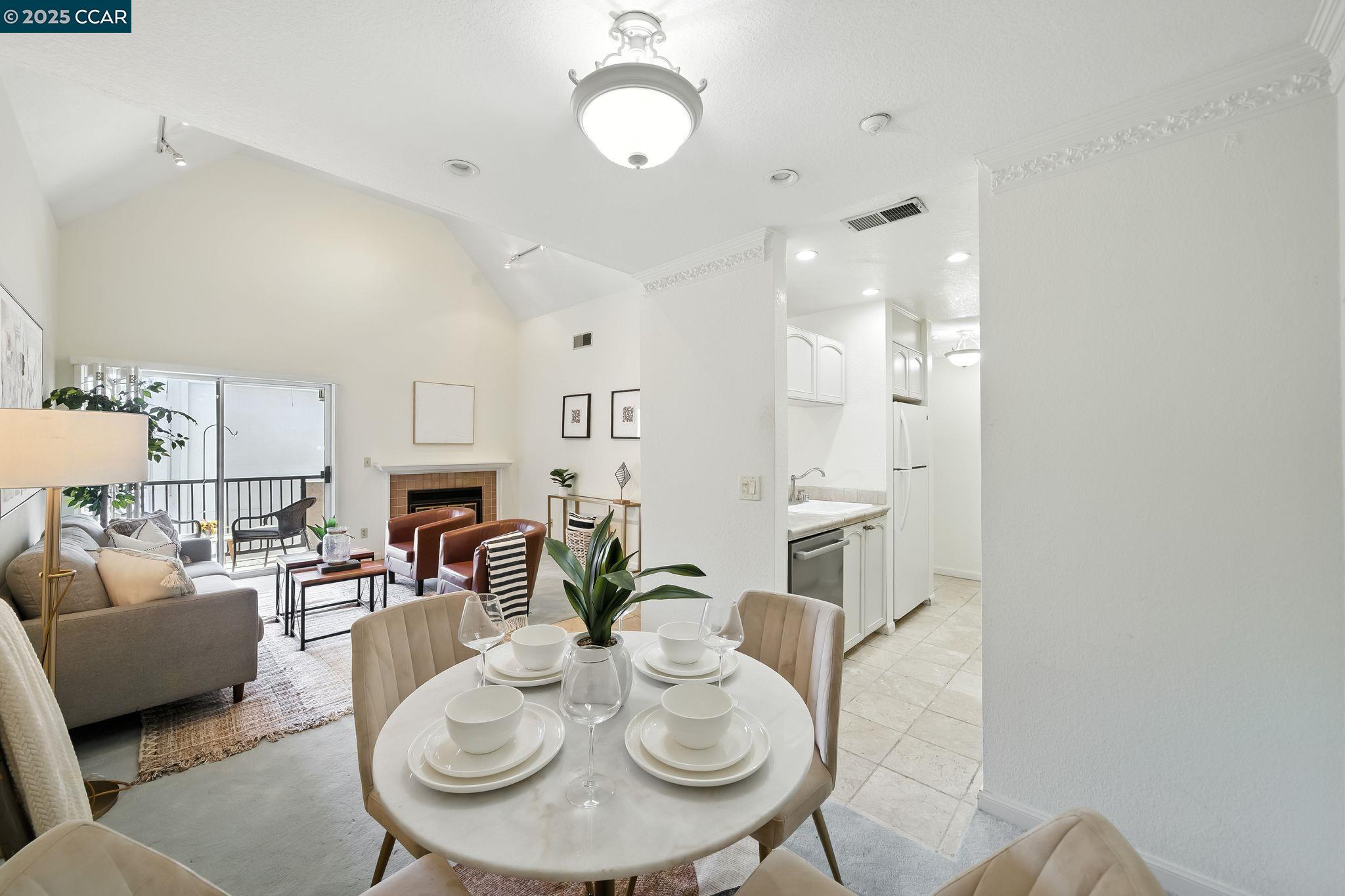 Photo #11: 41109598 Listing: Photo #11