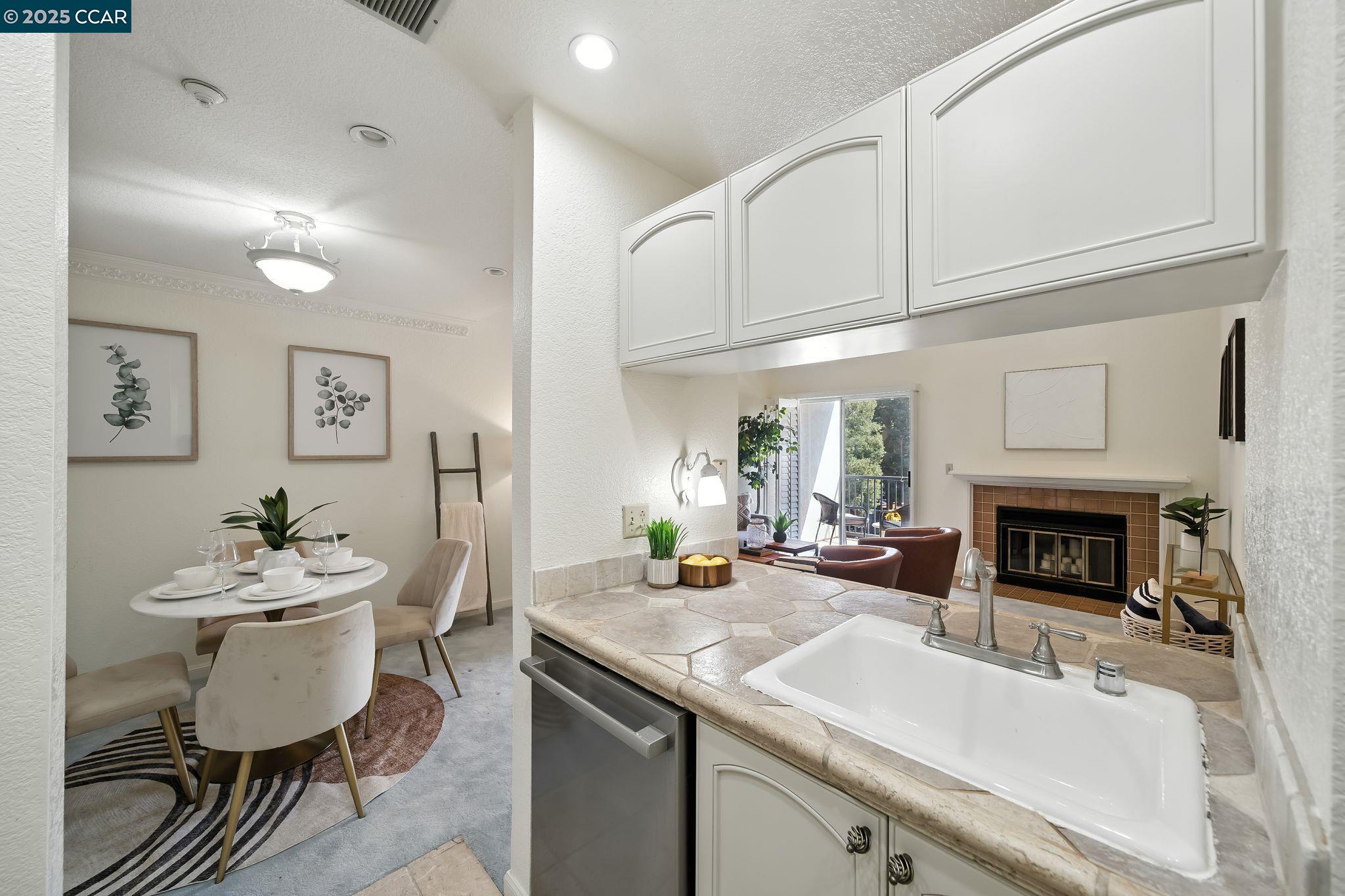 Photo #14: 41109598 Listing: Photo #14