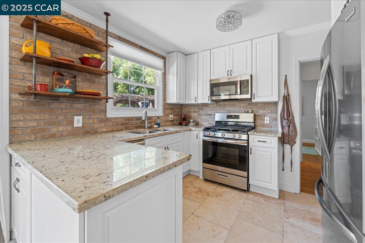 Detail Gallery Image 23 of 31 For 140 Clay St, Vallejo,  CA 94591 - 3 Beds | 1 Baths