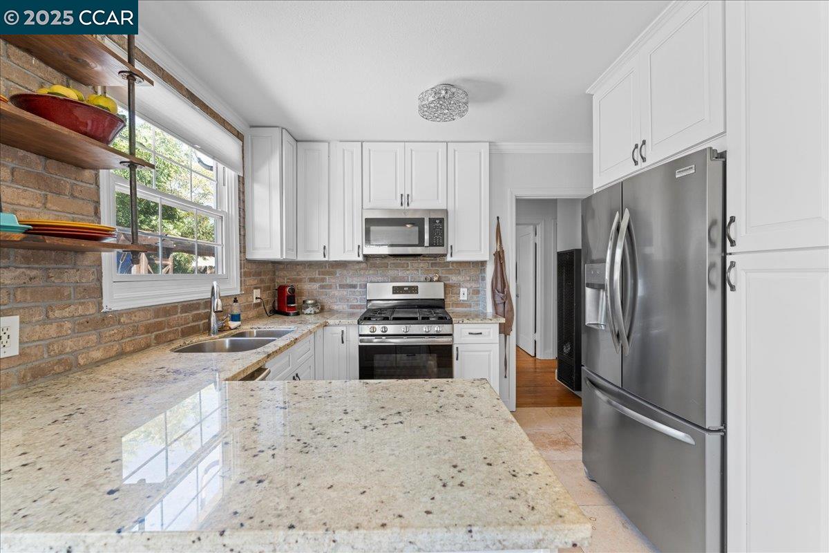 Detail Gallery Image 24 of 31 For 140 Clay St, Vallejo,  CA 94591 - 3 Beds | 1 Baths