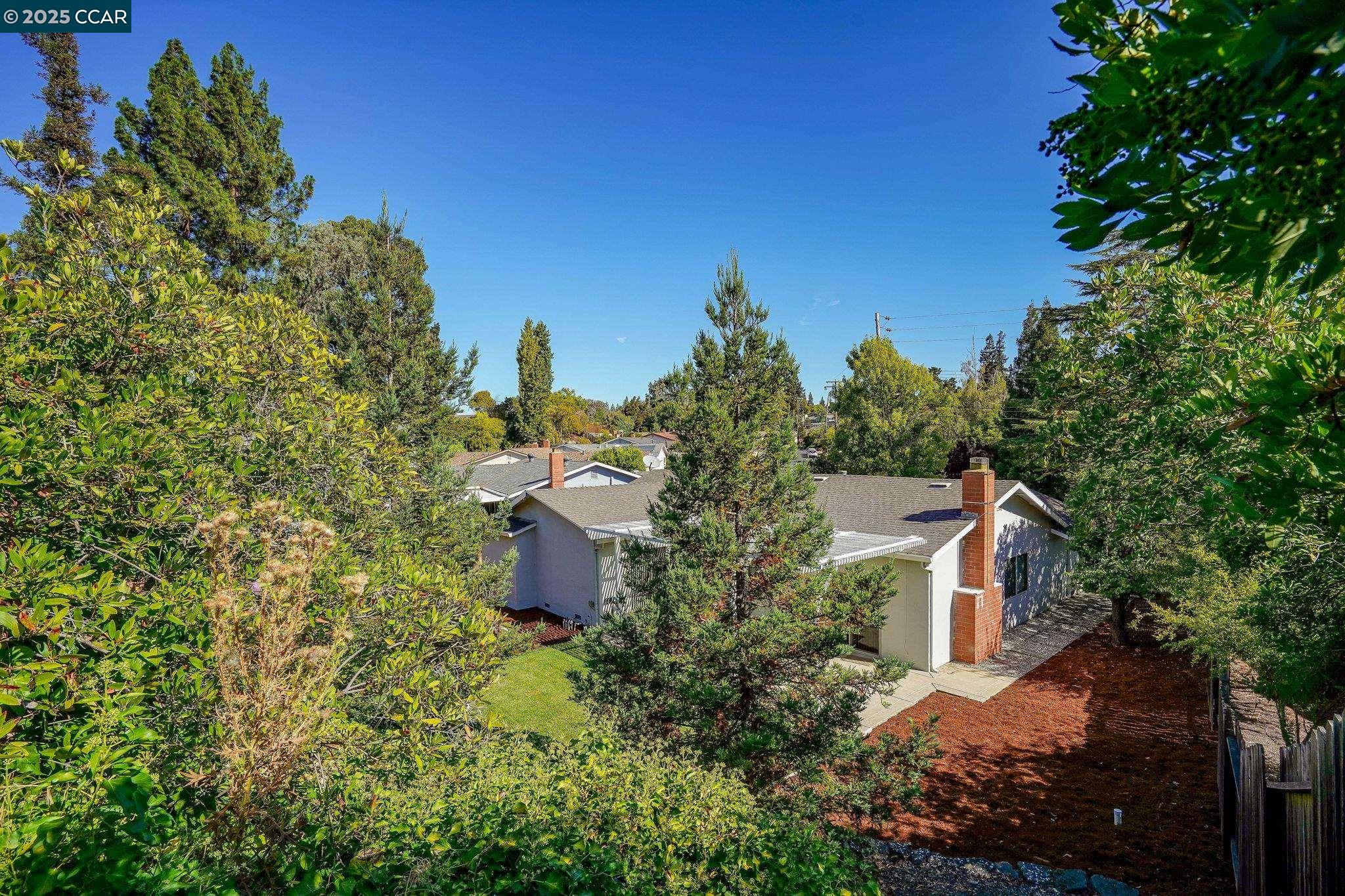Detail Gallery Image 24 of 30 For 2162 Olympic Drive, Martinez,  CA 94553 - 4 Beds | 2 Baths