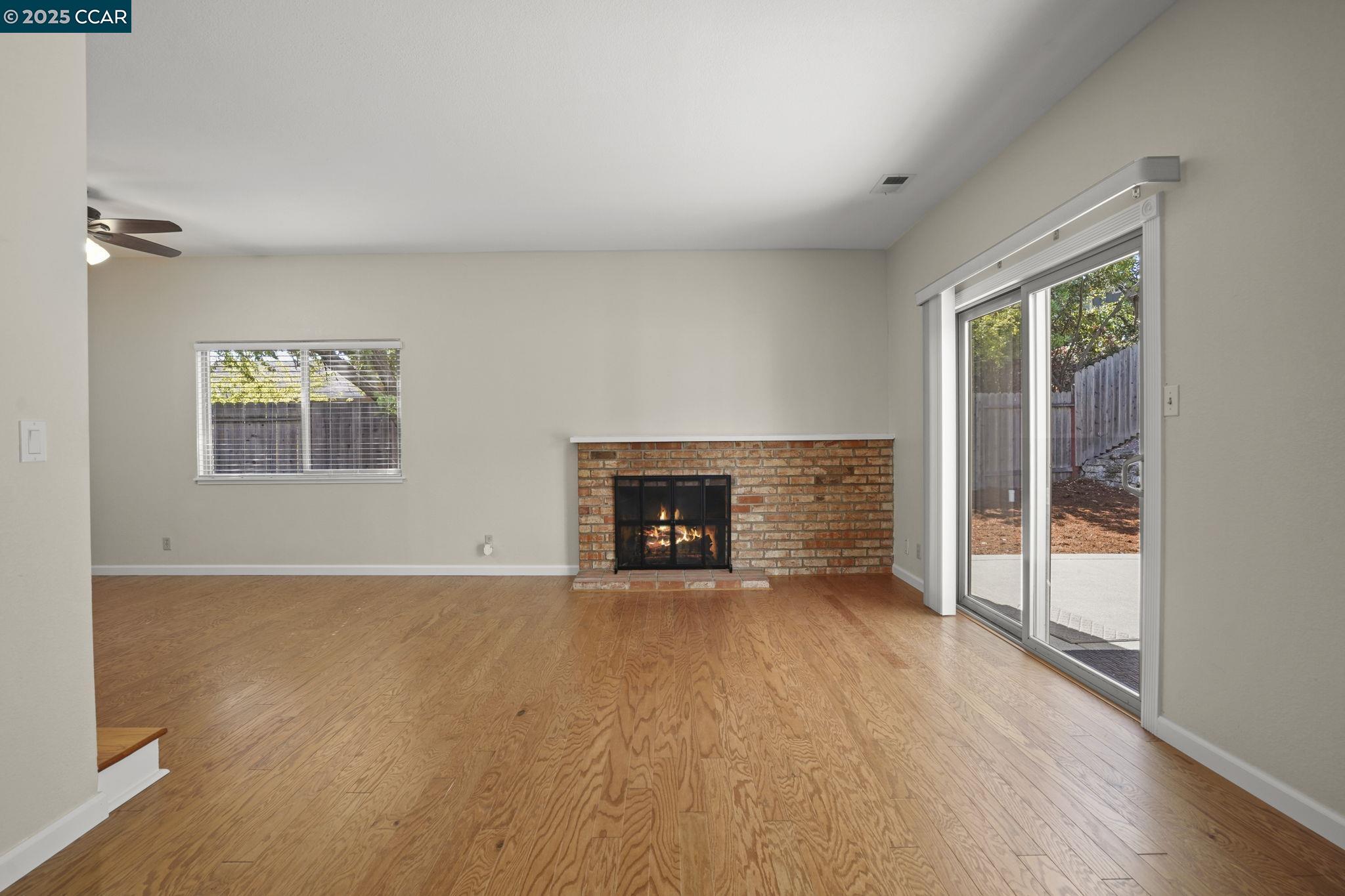 Detail Gallery Image 9 of 30 For 2162 Olympic Drive, Martinez,  CA 94553 - 4 Beds | 2 Baths