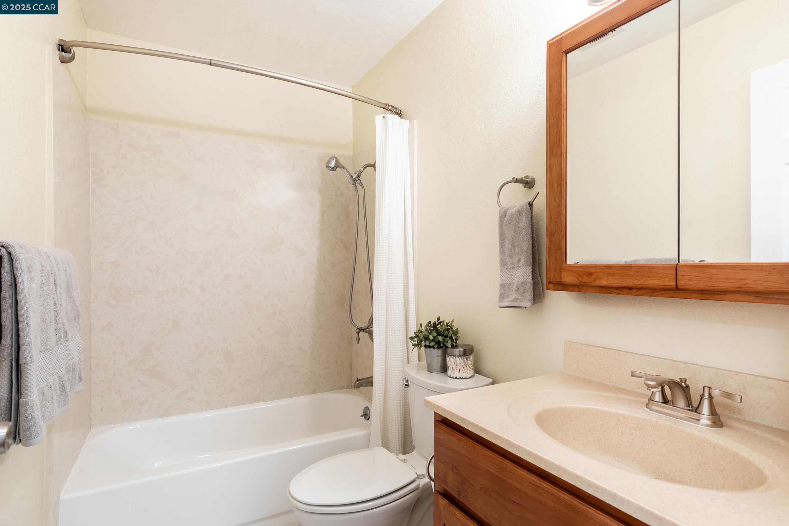 Photo #33: 41109603 Listing: Photo #33