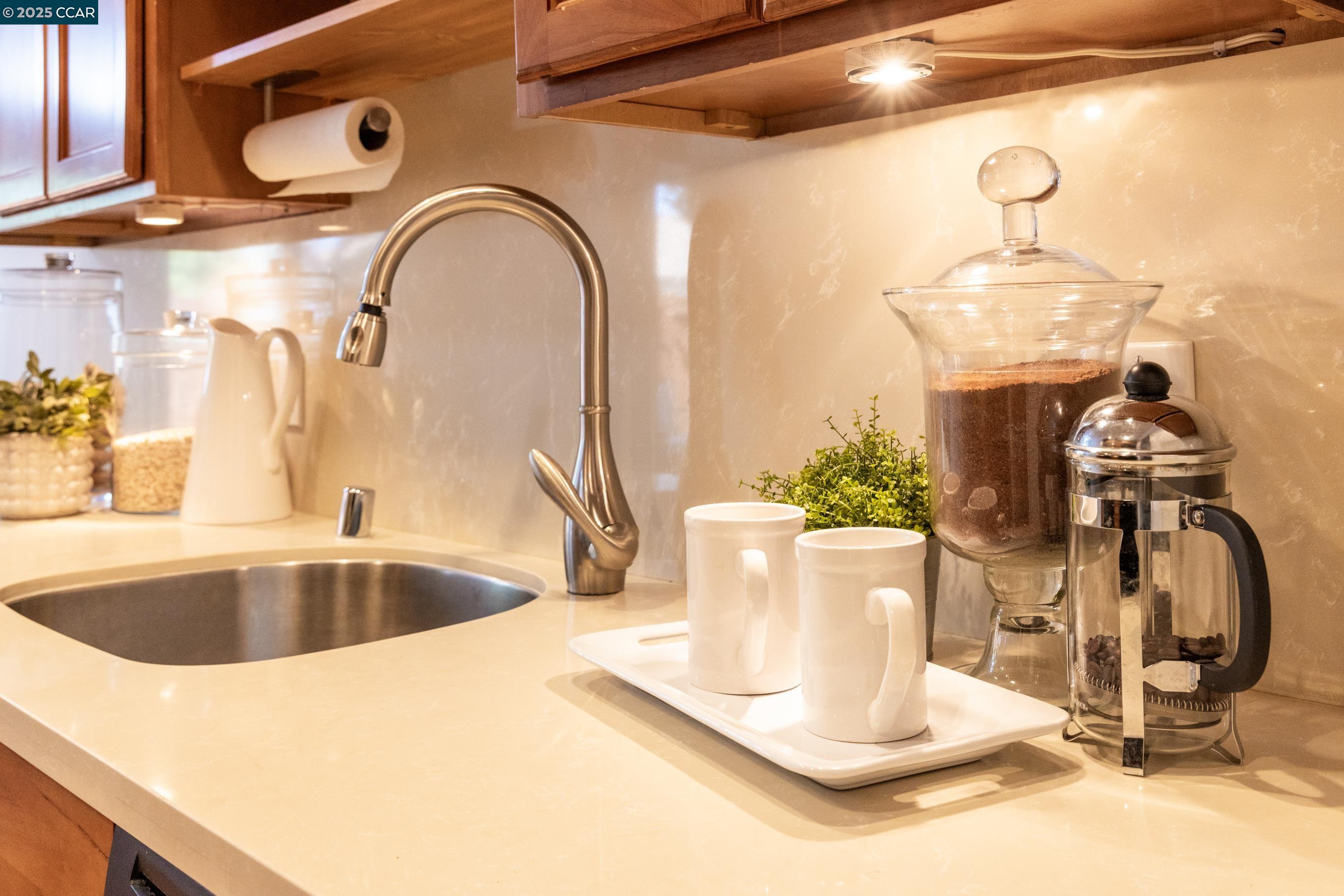 Photo #10: 41109603 Listing: Photo #10