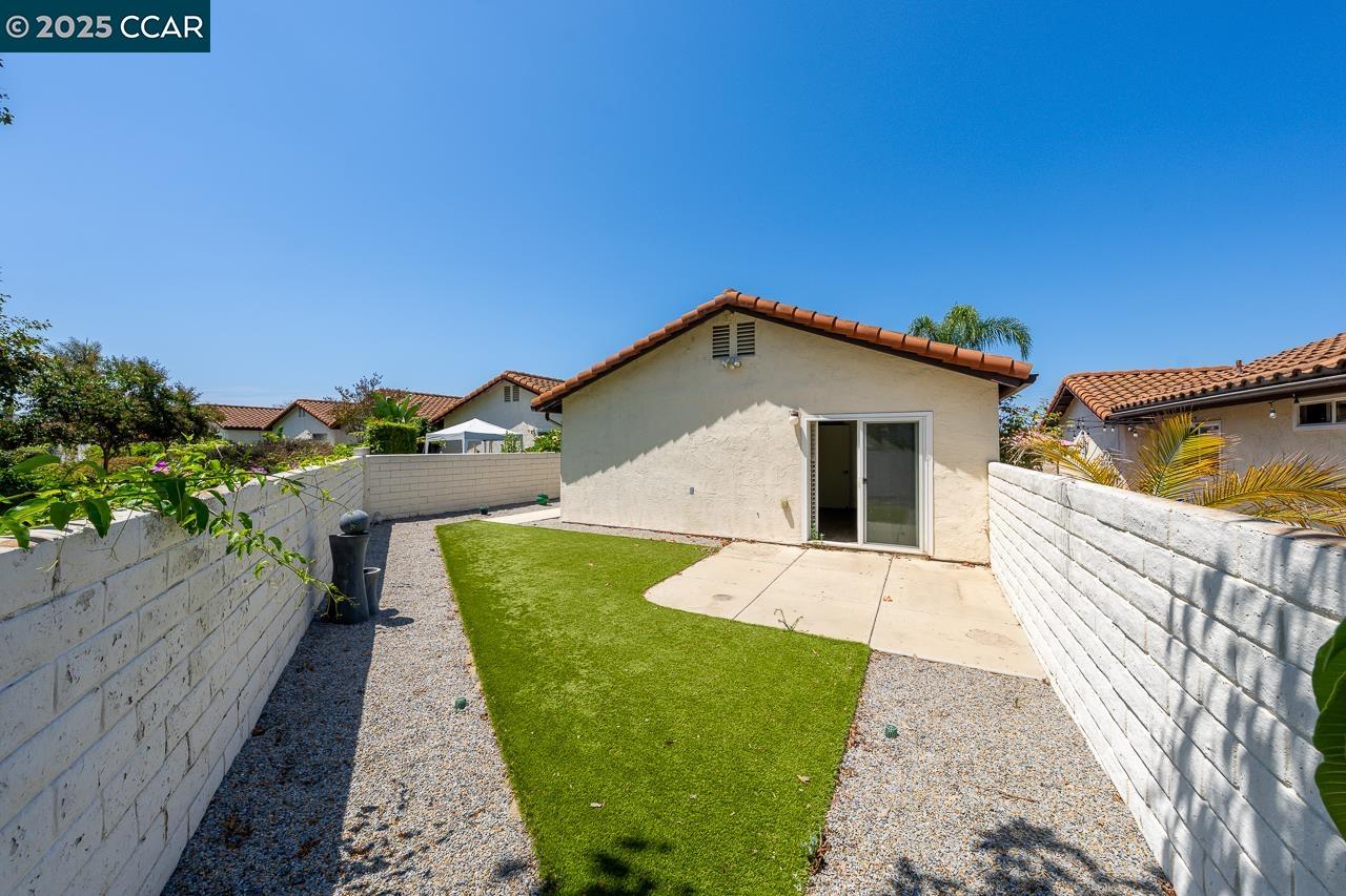 Detail Gallery Image 25 of 33 For 4773 Sequoia Pl, Oceanside,  CA 92057 - 3 Beds | 2 Baths