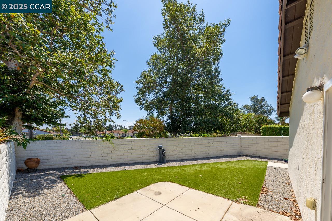 Detail Gallery Image 26 of 33 For 4773 Sequoia Pl, Oceanside,  CA 92057 - 3 Beds | 2 Baths