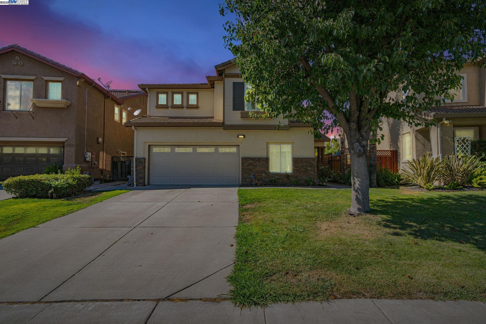 Detail Gallery Image 2 of 47 For 2036 Tupelo Way, Antioch,  CA 94509-9366 - 5 Beds | 3 Baths