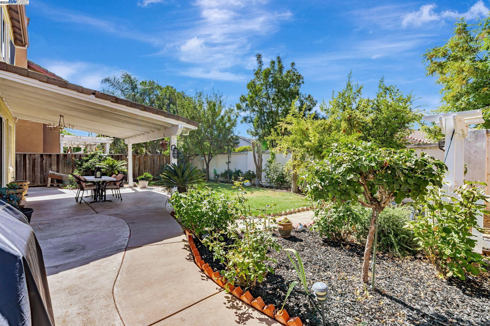 Detail Gallery Image 38 of 47 For 2036 Tupelo Way, Antioch,  CA 94509-9366 - 5 Beds | 3 Baths