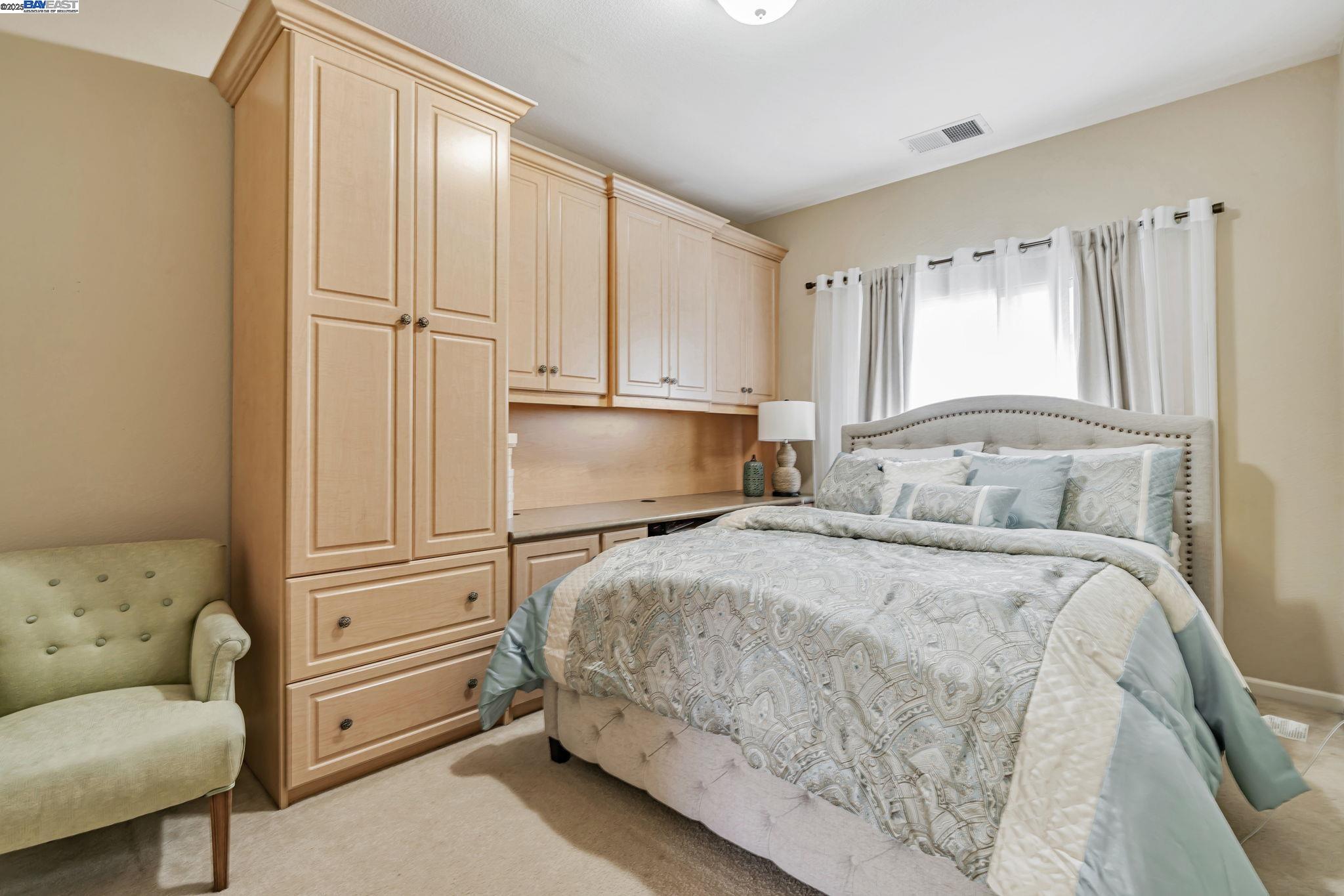 Detail Gallery Image 43 of 47 For 2036 Tupelo Way, Antioch,  CA 94509-9366 - 5 Beds | 3 Baths