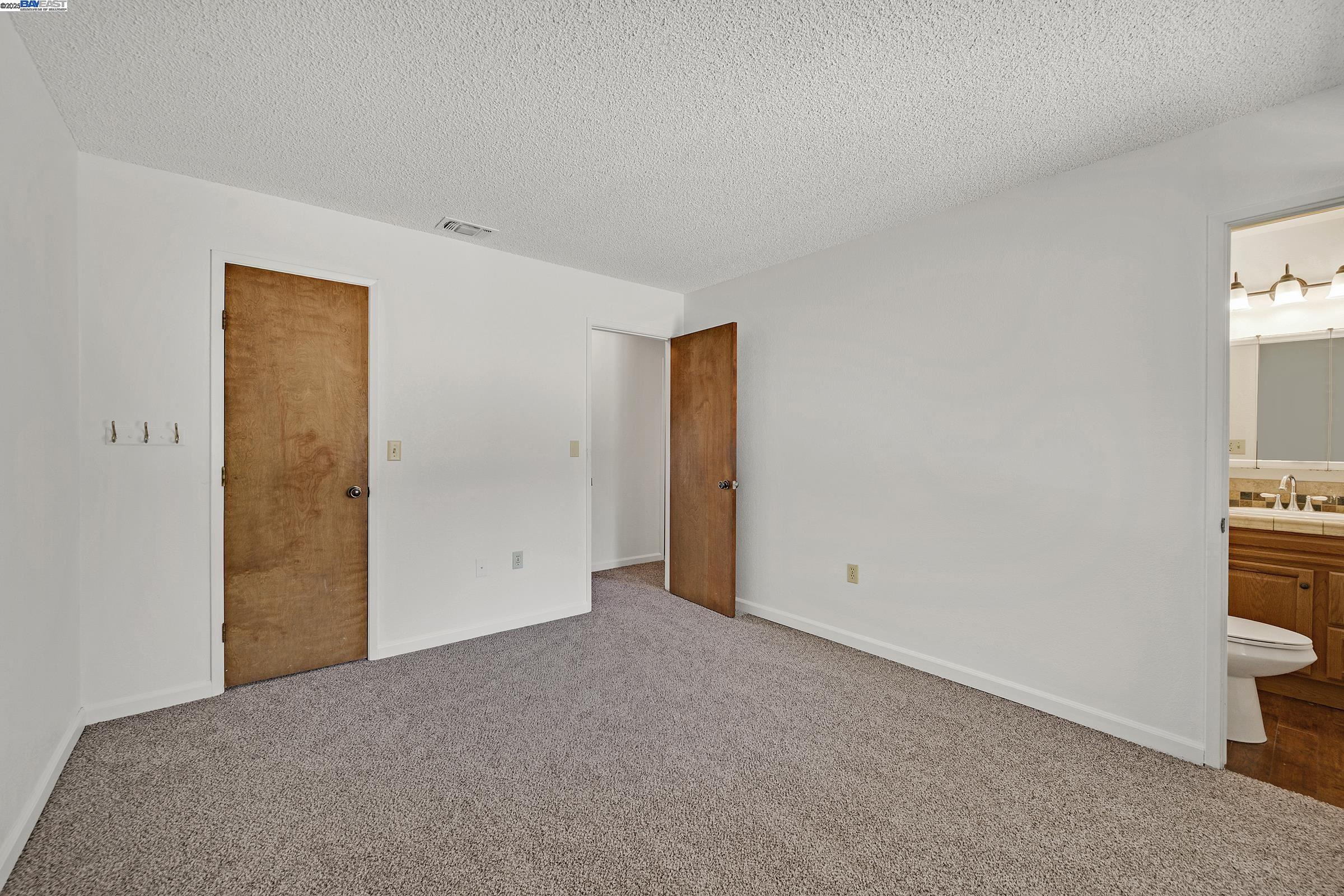 Detail Gallery Image 15 of 30 For 1033 Parkside Ave, Manteca,  CA 95336 - 3 Beds | 1/1 Baths