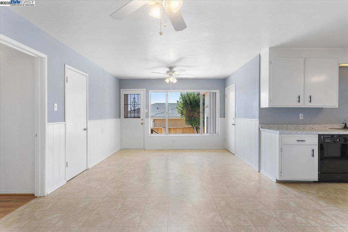 Detail Gallery Image 13 of 45 For 19306 Vaughn Ave, Castro Valley,  CA 94546 - 3 Beds | 2 Baths