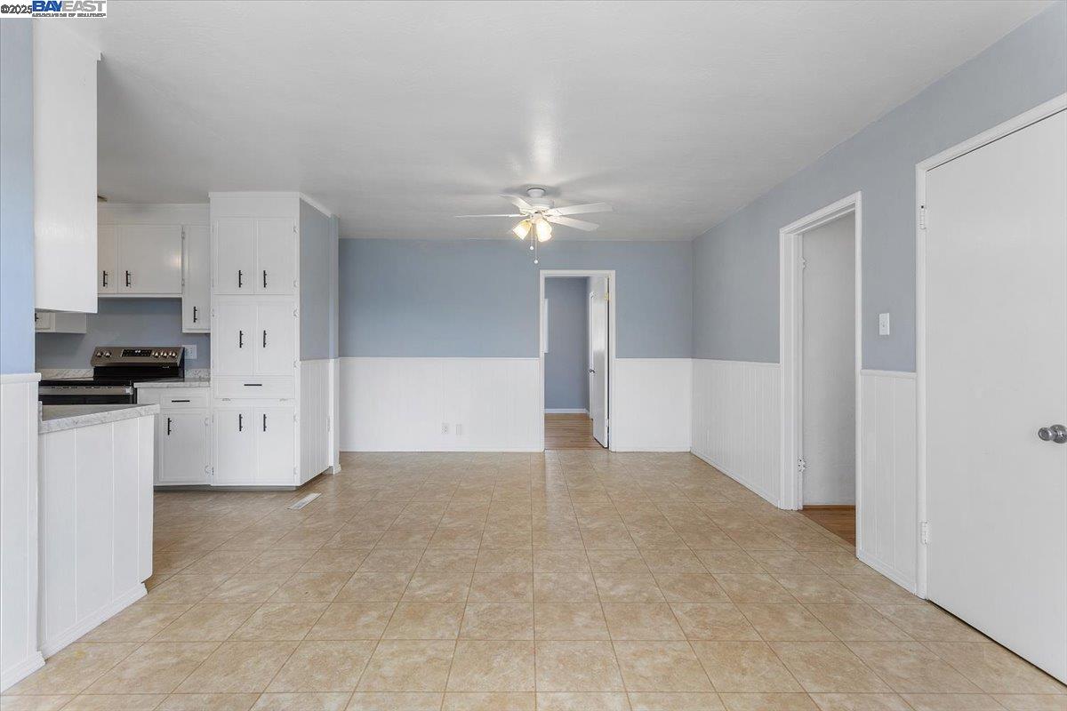 Detail Gallery Image 21 of 45 For 19306 Vaughn Ave, Castro Valley,  CA 94546 - 3 Beds | 2 Baths