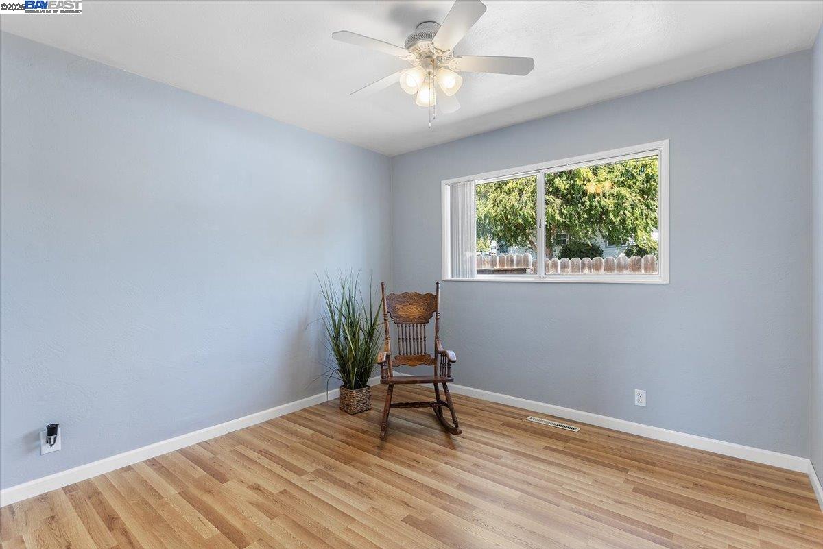 Detail Gallery Image 22 of 45 For 19306 Vaughn Ave, Castro Valley,  CA 94546 - 3 Beds | 2 Baths