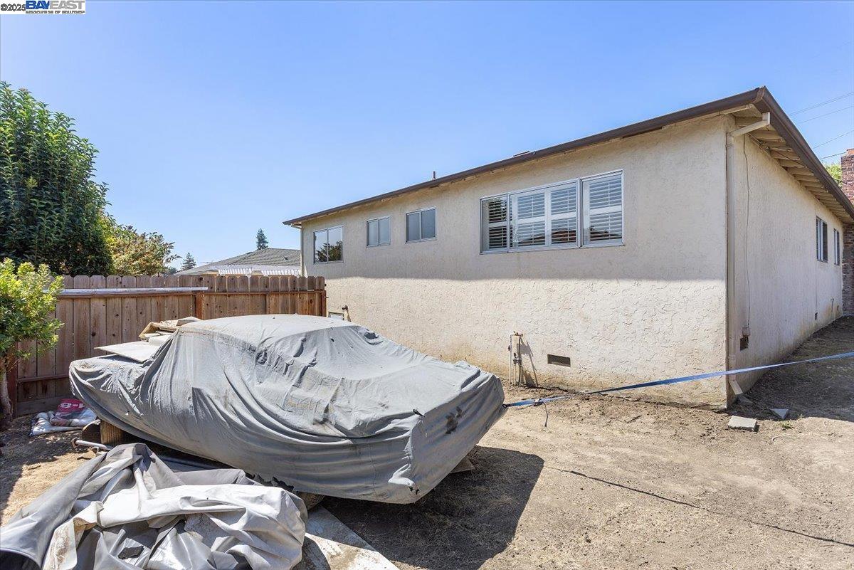 Detail Gallery Image 40 of 45 For 19306 Vaughn Ave, Castro Valley,  CA 94546 - 3 Beds | 2 Baths
