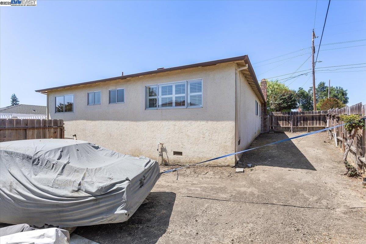 Detail Gallery Image 41 of 45 For 19306 Vaughn Ave, Castro Valley,  CA 94546 - 3 Beds | 2 Baths