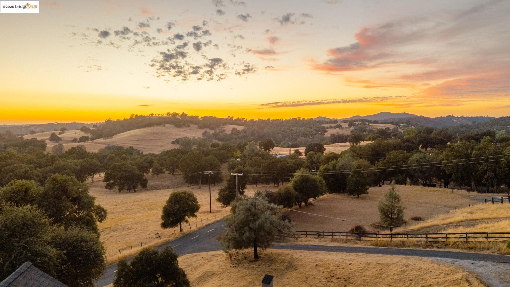 Detail Gallery Image 37 of 49 For 13225 Armistead Cir, Sonora,  CA 95370 - 3 Beds | 2/1 Baths