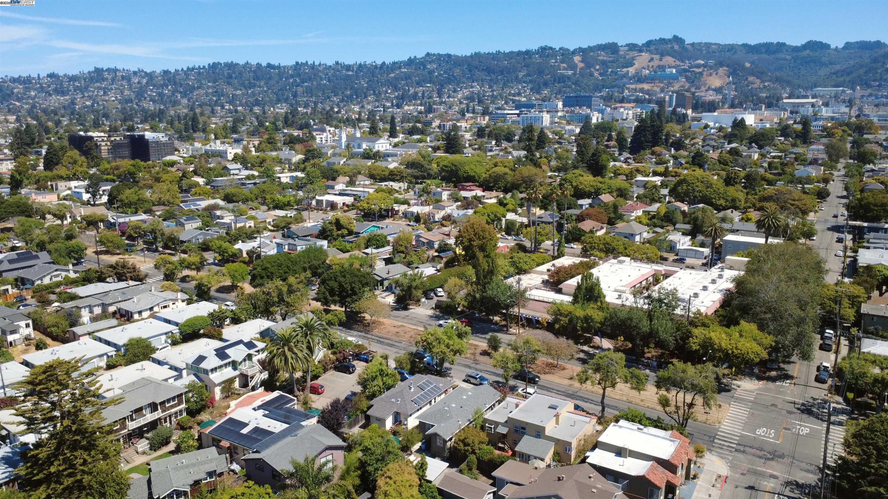 Detail Gallery Image 33 of 33 For 2230 Sacramento St, Berkeley,  CA 94702 - 3 Beds | 1 Baths