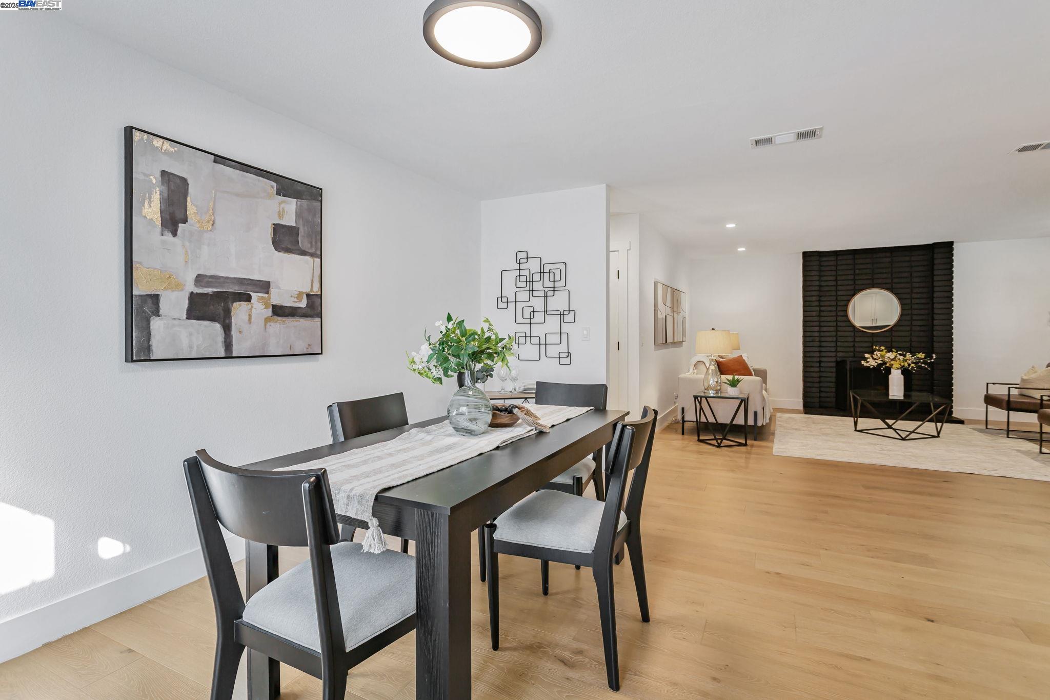 Detail Gallery Image 11 of 31 For 6976 Allegheny Dr, Dublin,  CA 94568 - 3 Beds | 2 Baths