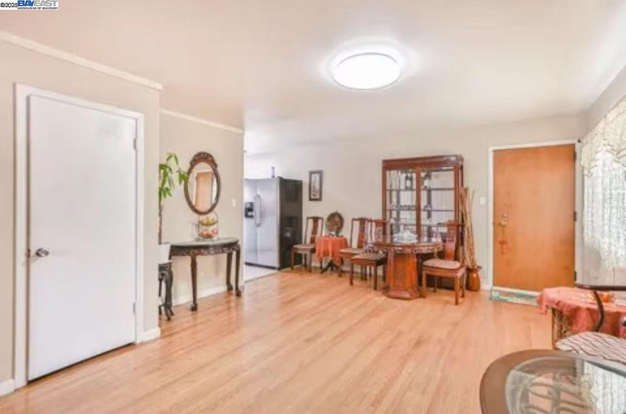 Detail Gallery Image 3 of 43 For 917 Mills Ave, San Bruno,  CA 94066-3179 - – Beds | – Baths