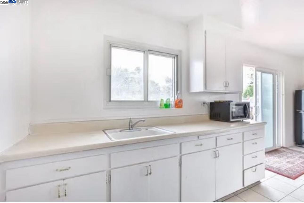 Detail Gallery Image 21 of 43 For 917 Mills Ave, San Bruno,  CA 94066-3179 - – Beds | – Baths