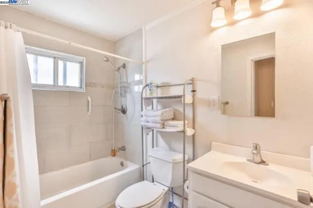 Detail Gallery Image 25 of 43 For 917 Mills Ave, San Bruno,  CA 94066-3179 - – Beds | – Baths