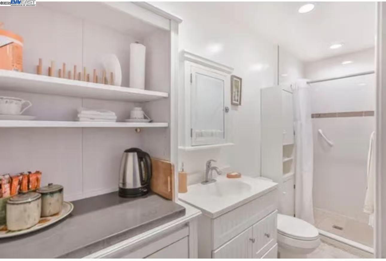 Detail Gallery Image 37 of 43 For 917 Mills Ave, San Bruno,  CA 94066-3179 - – Beds | – Baths
