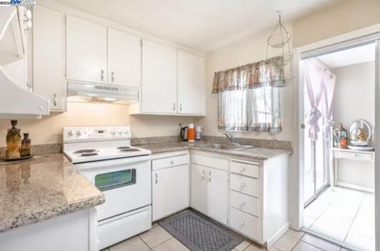 Detail Gallery Image 9 of 43 For 917 Mills Ave, San Bruno,  CA 94066-3179 - – Beds | – Baths