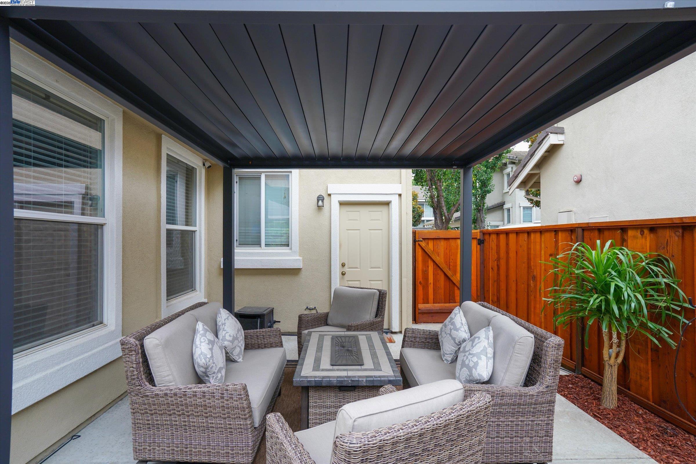 Detail Gallery Image 46 of 60 For 5884 Cedarwood Cmn, Livermore,  CA 94550 - 4 Beds | 2/1 Baths