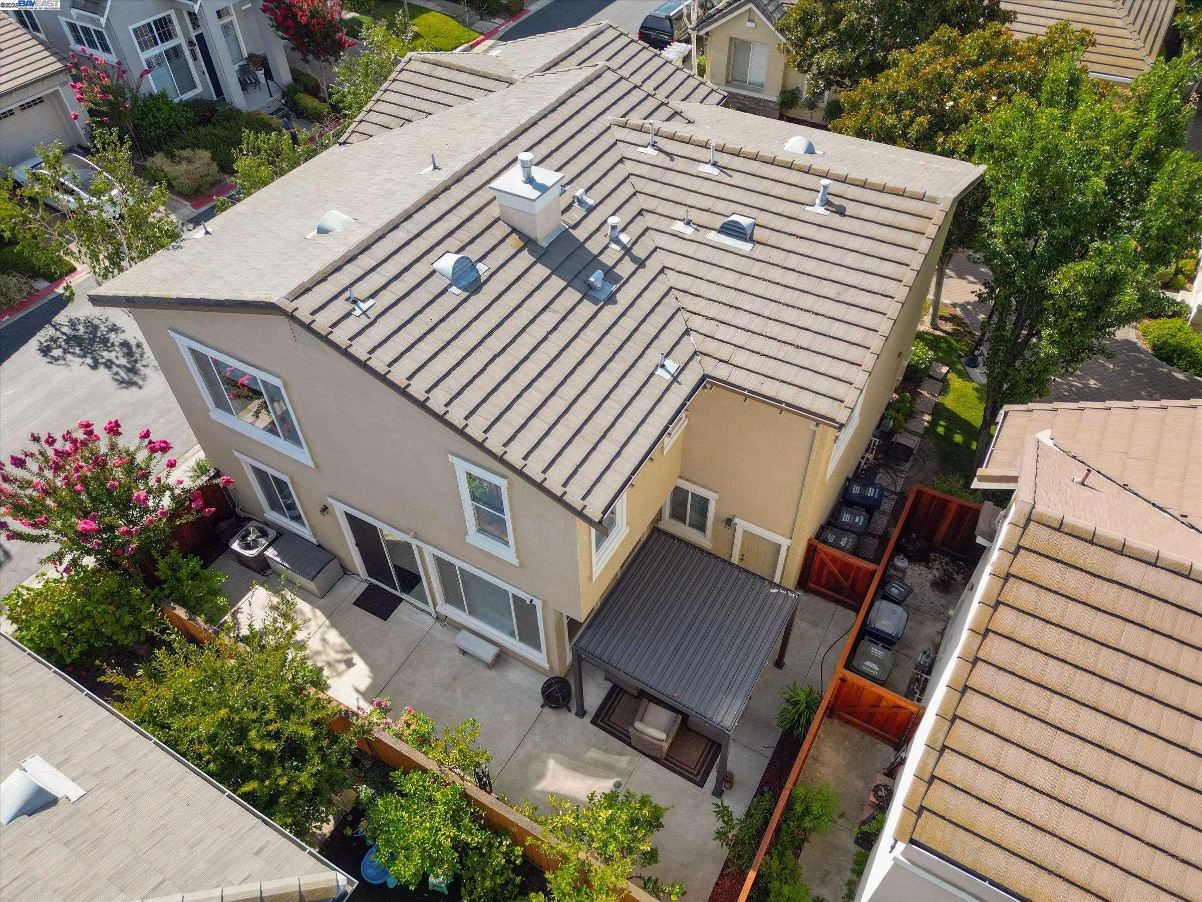 Detail Gallery Image 54 of 60 For 5884 Cedarwood Cmn, Livermore,  CA 94550 - 4 Beds | 2/1 Baths