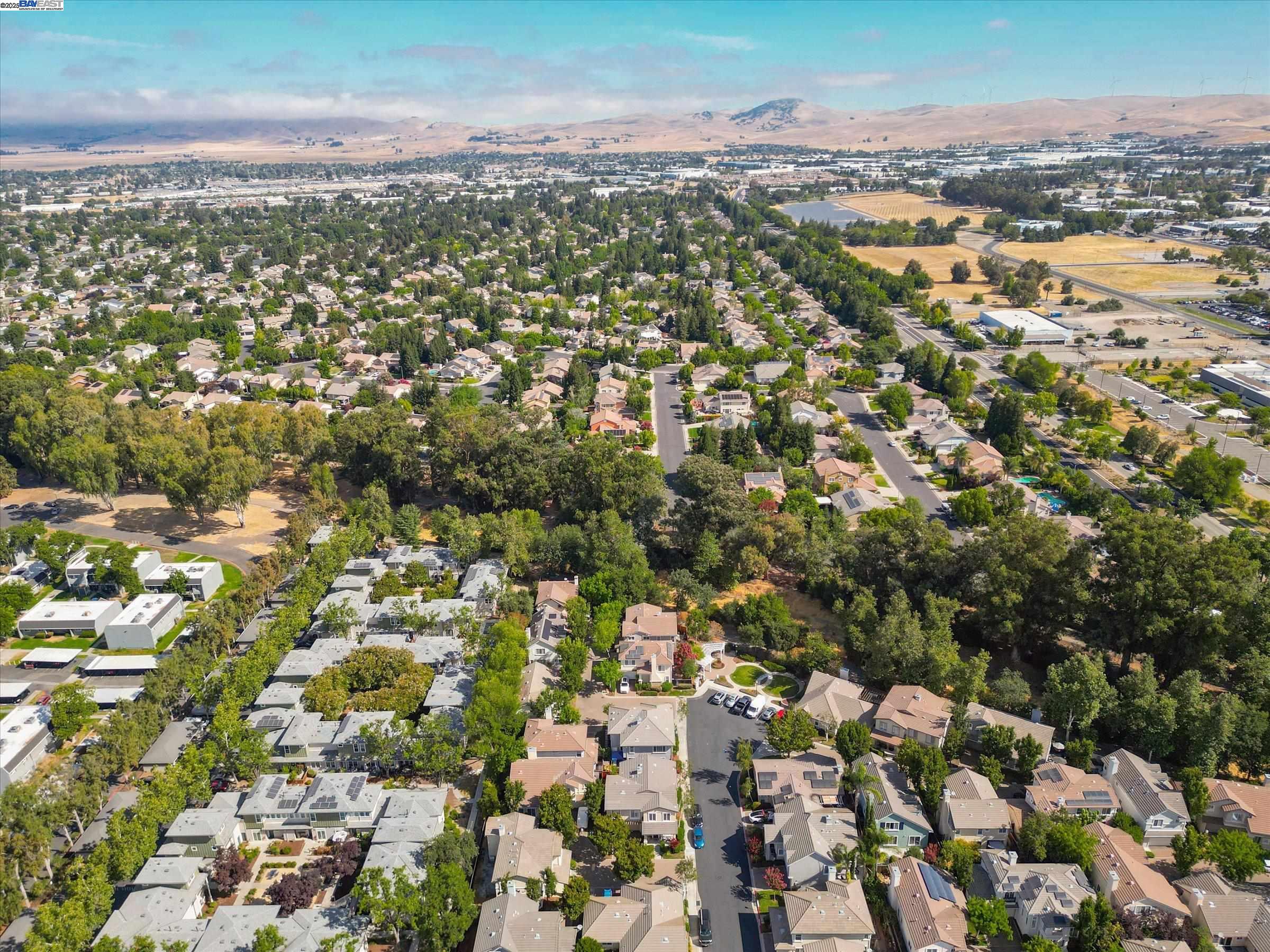 Detail Gallery Image 58 of 60 For 5884 Cedarwood Cmn, Livermore,  CA 94550 - 4 Beds | 2/1 Baths
