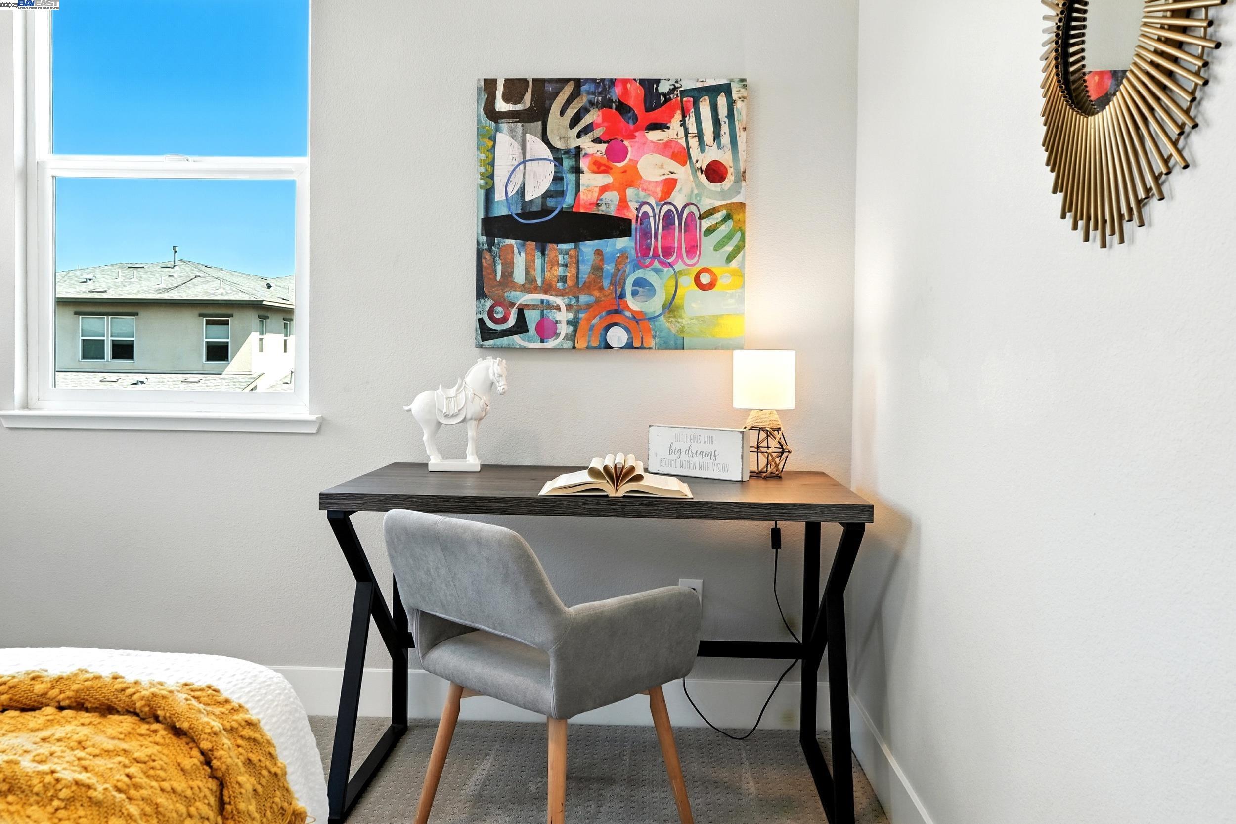 Detail Gallery Image 28 of 37 For 477 Mitchell Ave, Alameda,  CA 94501 - 3 Beds | 2/1 Baths