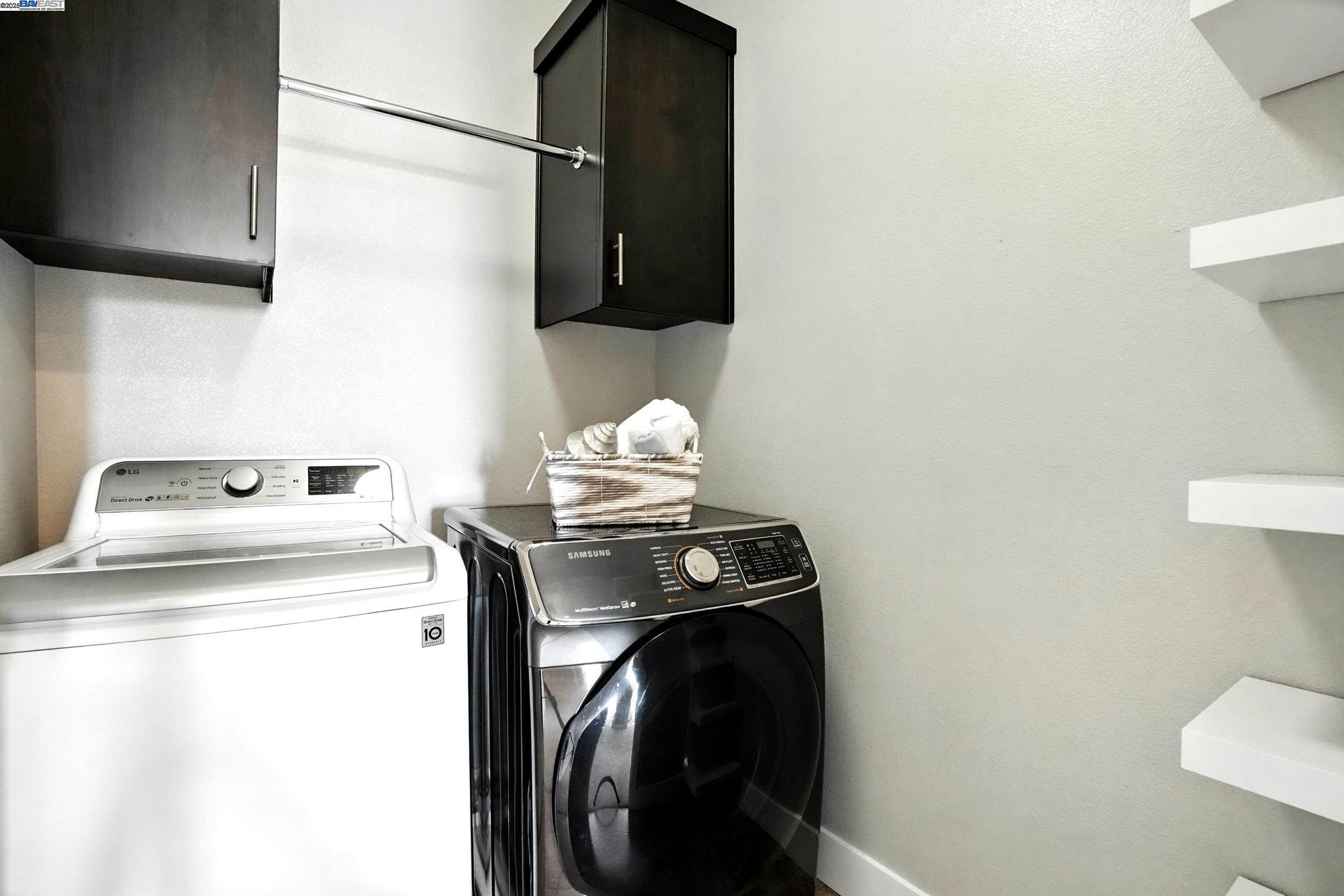 Detail Gallery Image 31 of 37 For 477 Mitchell Ave, Alameda,  CA 94501 - 3 Beds | 2/1 Baths